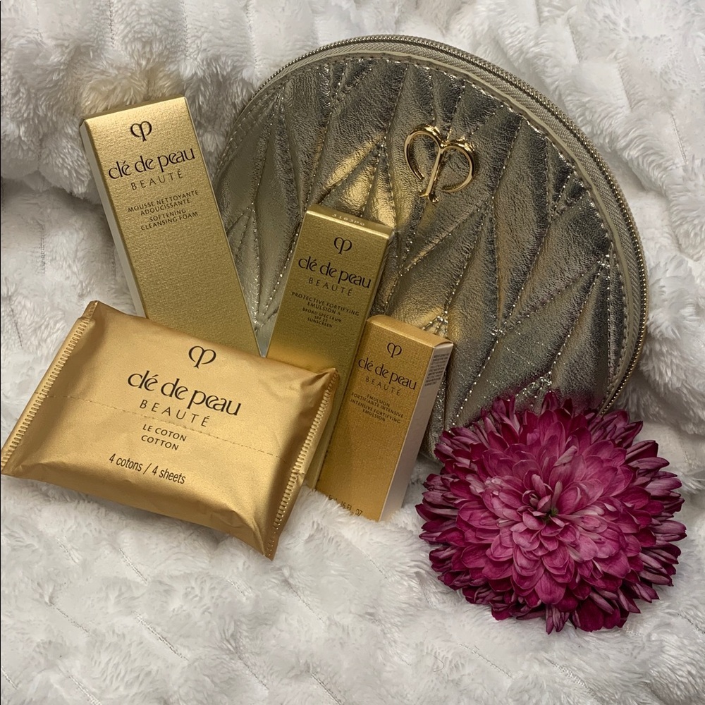 Clé de Peau Beauté Gold Beauty Set • New In Bag